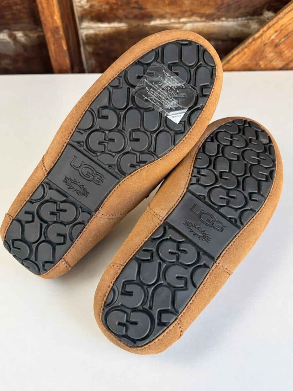 UGG Ascot Chestnut Suede Shearling Moccasin Slippers Men’s 10